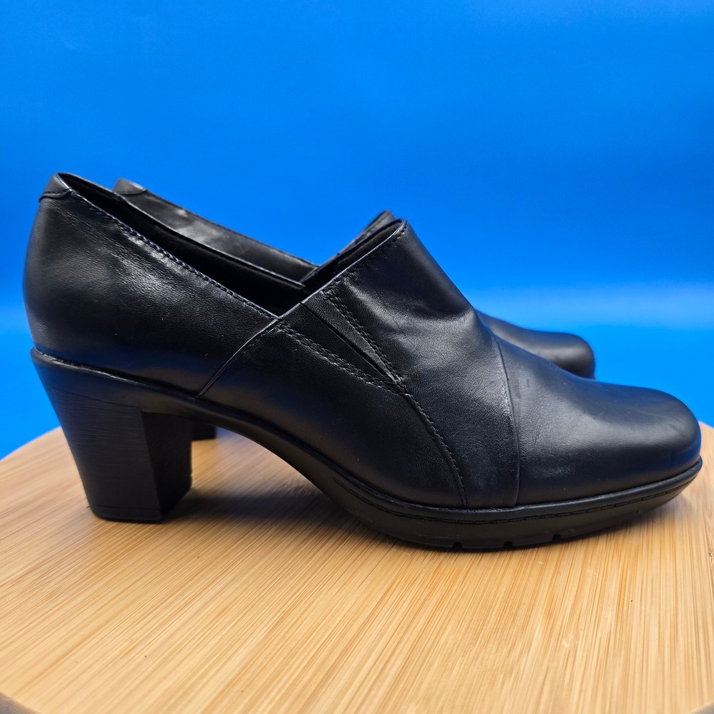 Clarks Bendables Black Leather Heeled Loafer Shooties 8M Square Toe 80429